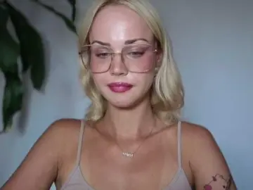 Bongacams Adult Video Chat of lexieSpicy