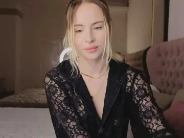 Bongacams Adult Webcam of Bella-crazyy