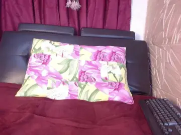 Bongacams Sex Cam of Camila-milf