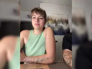 Bongacams Watch Live Sex Cams of Cherry-viking98