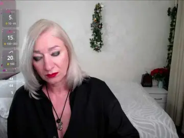 Bongacams Adult Webcam of hunters-woman
