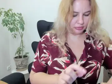 Bongacams Adult Webcam of AvaQueen