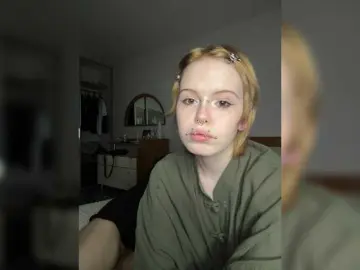 Bongacams Live Porn of MiaAndAlicea