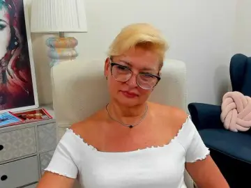 Bongacams Free Live Porn of LunaFantasy
