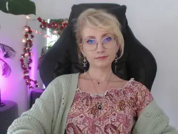 Bongacams Adult Webcam of CinderellaMoon