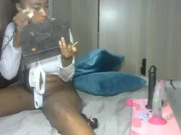 Bongacams Adult Webcam of Petitlexxi