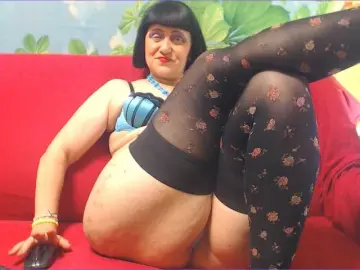 Bongacams Live Sex Cam of SquirtMommy