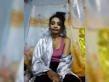 Bongacams Watch Live Sex Cams of Shanya12