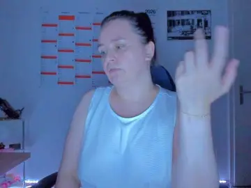Bongacams Live Sex Cam of Elieen2