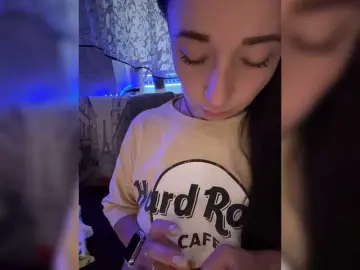 Bongacams Free Live Porn of AureliyXXX