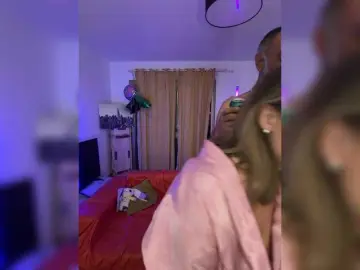 Bongacams Live Sex of BigTwiXXX