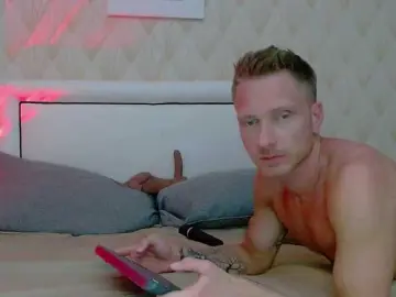 Bongacams Free Porn Cam of JessSteve