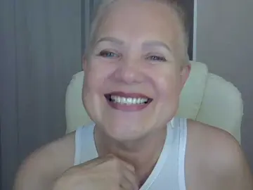 Bongacams Best live sex cam show of IFannyLove
