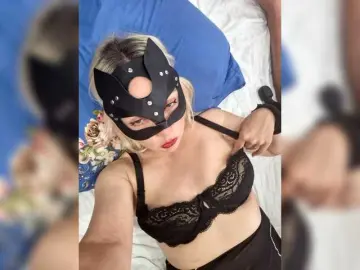 Bongacams Best live sex cam show of King-Queen777