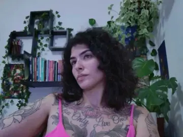 Bongacams Watch Live Sex Cams of talimajesty