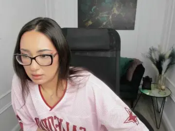 Bongacams Free Porn Cam of EvaSarazardje