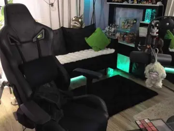 Bongacams Free Live Porn of KiraLiLime