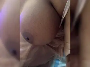 Bongacams Nude Webcam of JunePussy