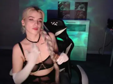 Blonde babe sex chat