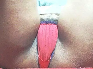Bongacams Adult Video Chat of HOTTTSKIN