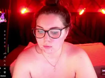 Bongacams Nude Webcam of LuxSopphia