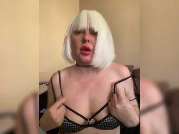 Bongacams Nude Webcam of Milfaru