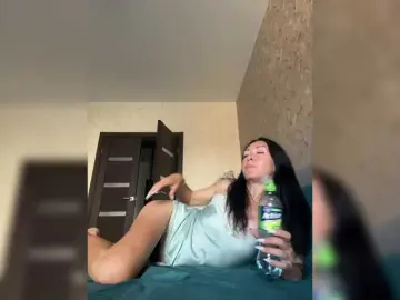 Bongacams Live Sex Cam of KarolinaMilf