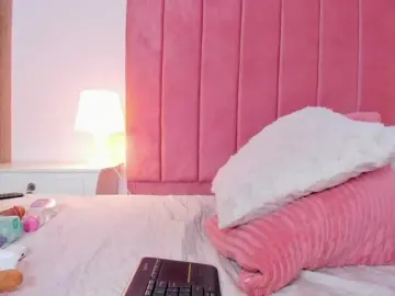 Bongacams Best live sex cam show of CristalHart