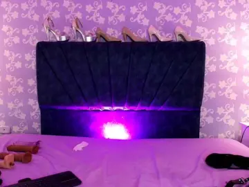 Bongacams Adult Webcam of LittleKloe