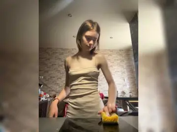 Bongacams Best live sex cam show of 18YoungPussy18