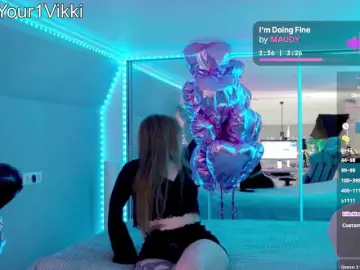 Bongacams Watch Live Sex Cams of -VikkiL0vesCheese-