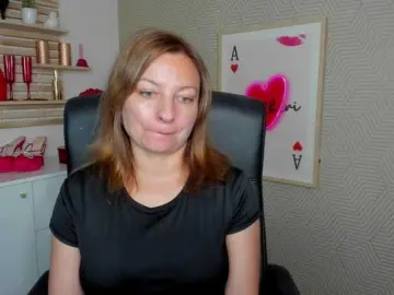Bongacams Sex Cam of angelaLove13