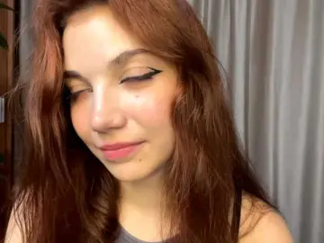 Bongacams Live Sex Cam of MyrleLinnan