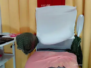Bongacams Nude Webcam of nemayhottits