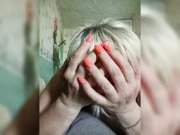 Bongacams Nude Webcam of HelenaGloss