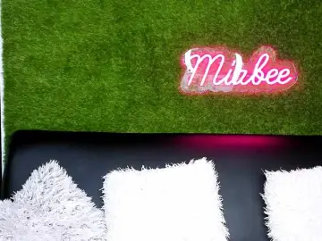 Bongacams Live Sex Cam of MiaBeeX