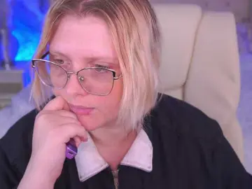 Bongacams Sex Cam of KiraKolobok