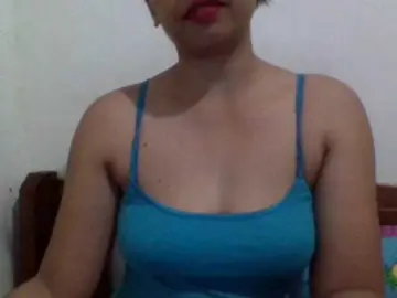 Bongacams Free Porn Cam of SexyLoren