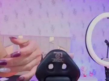Bongacams Watch Live Sex Cams of MARIANNA-TAY