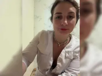 Bongacams Free Porn Cam of CreamRaspberrya