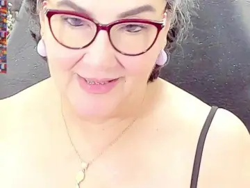 Bongacams Private Sex Chat of cataleya-mom