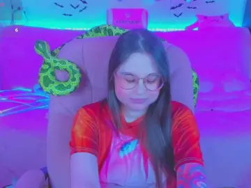 Bongacams Nude Webcam of LittleKitsune