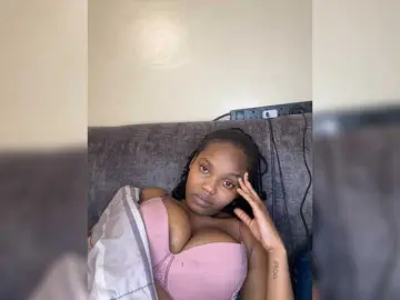 Bongacams Live Sex of Curvy-maxy9
