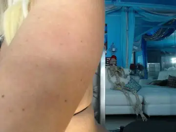 Bongacams Private Sex Chat of adrianna_fox
