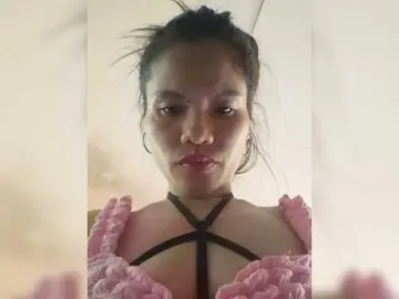 Bongacams Best Webcam of LovelyQueen