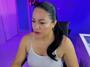 Bongacams Live Sex Cam of SkaterGal