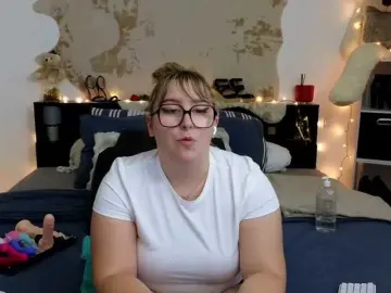 Bongacams Private Sex Chat of ElvinnaLaFrancaise