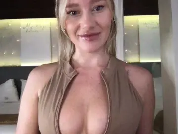 Dildo play sex chat