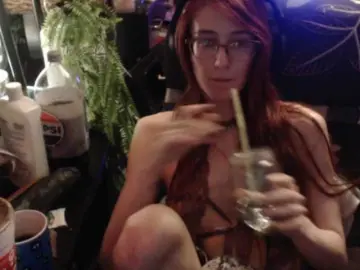 Bongacams Free Porn Cam of pussyxpaladin