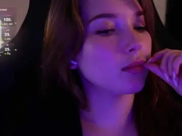 Privates for 90+ tokens sex chat